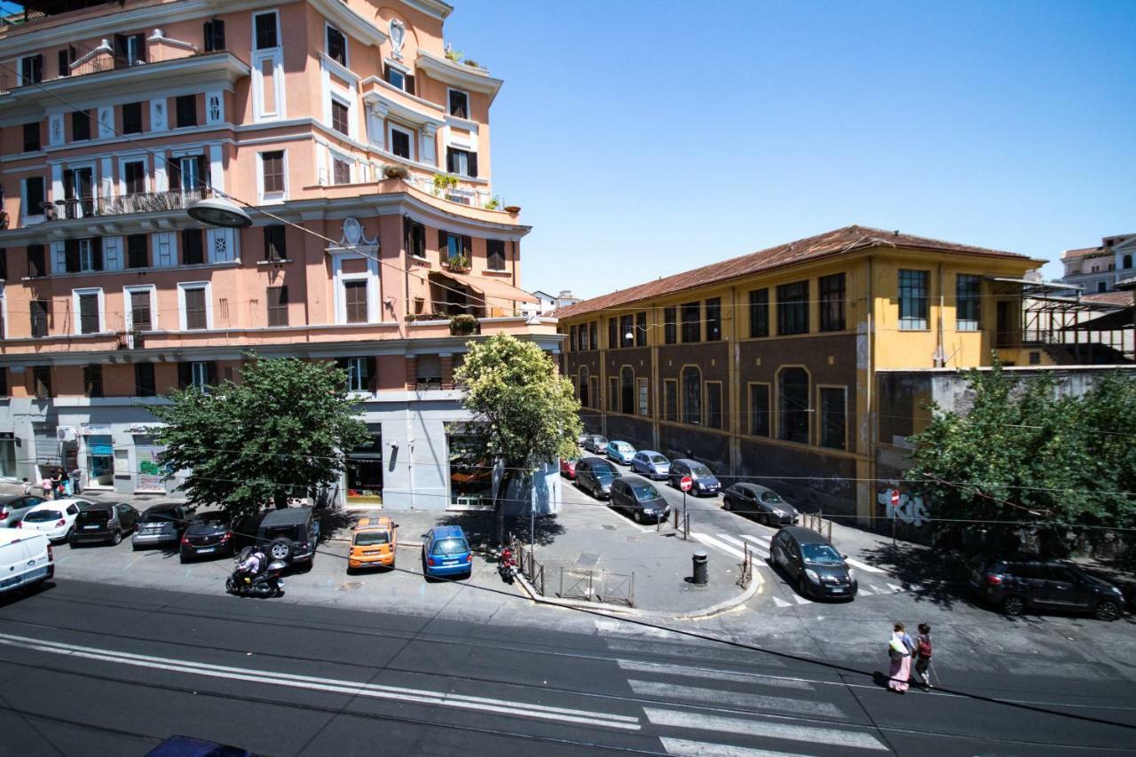 Hosting Flats Guesthouse Roma Exterior foto