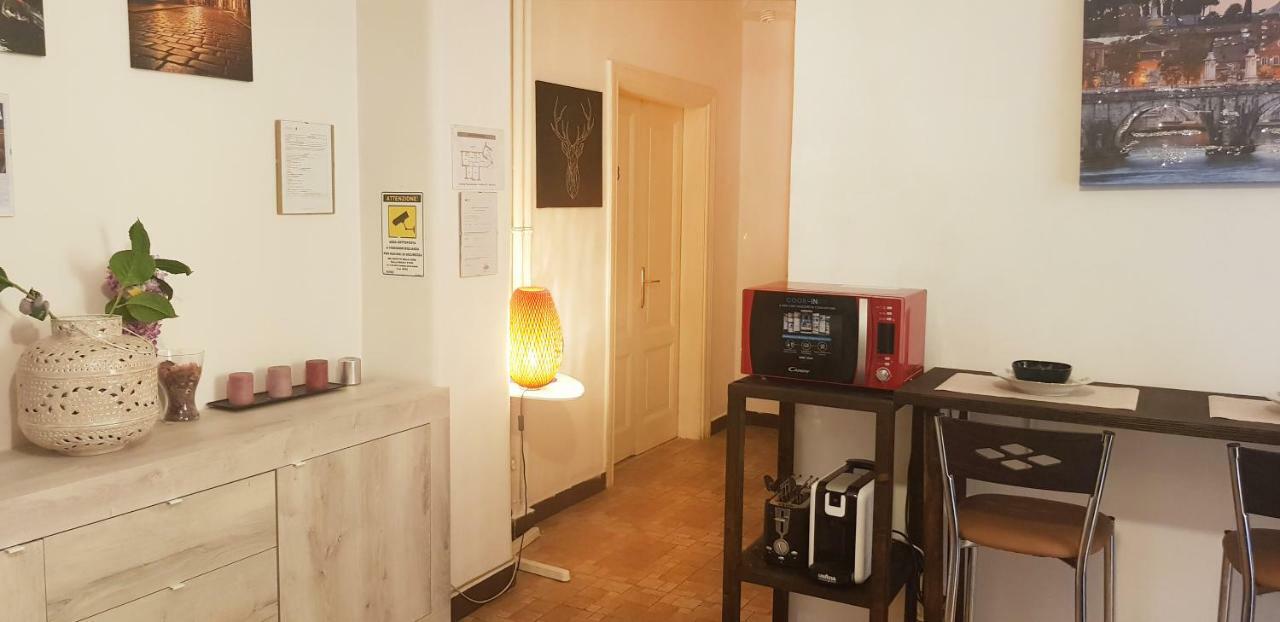 Hosting Flats Guesthouse Roma Exterior foto