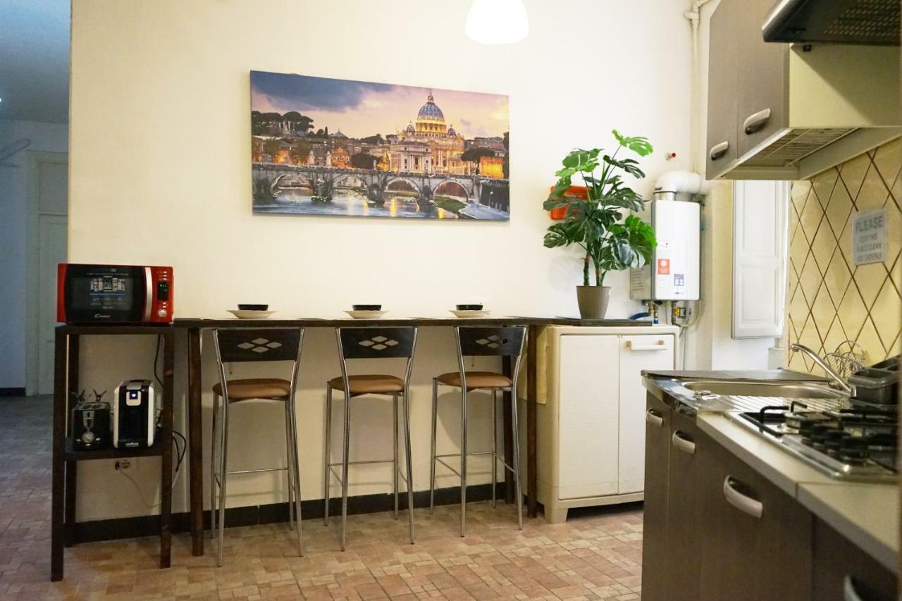 Hosting Flats Guesthouse Roma Exterior foto